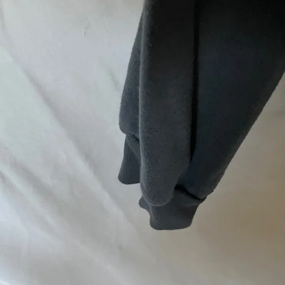 Grayson/Threads: Charcoal Cropped Sweatshirt- S - Picture 10 of 16